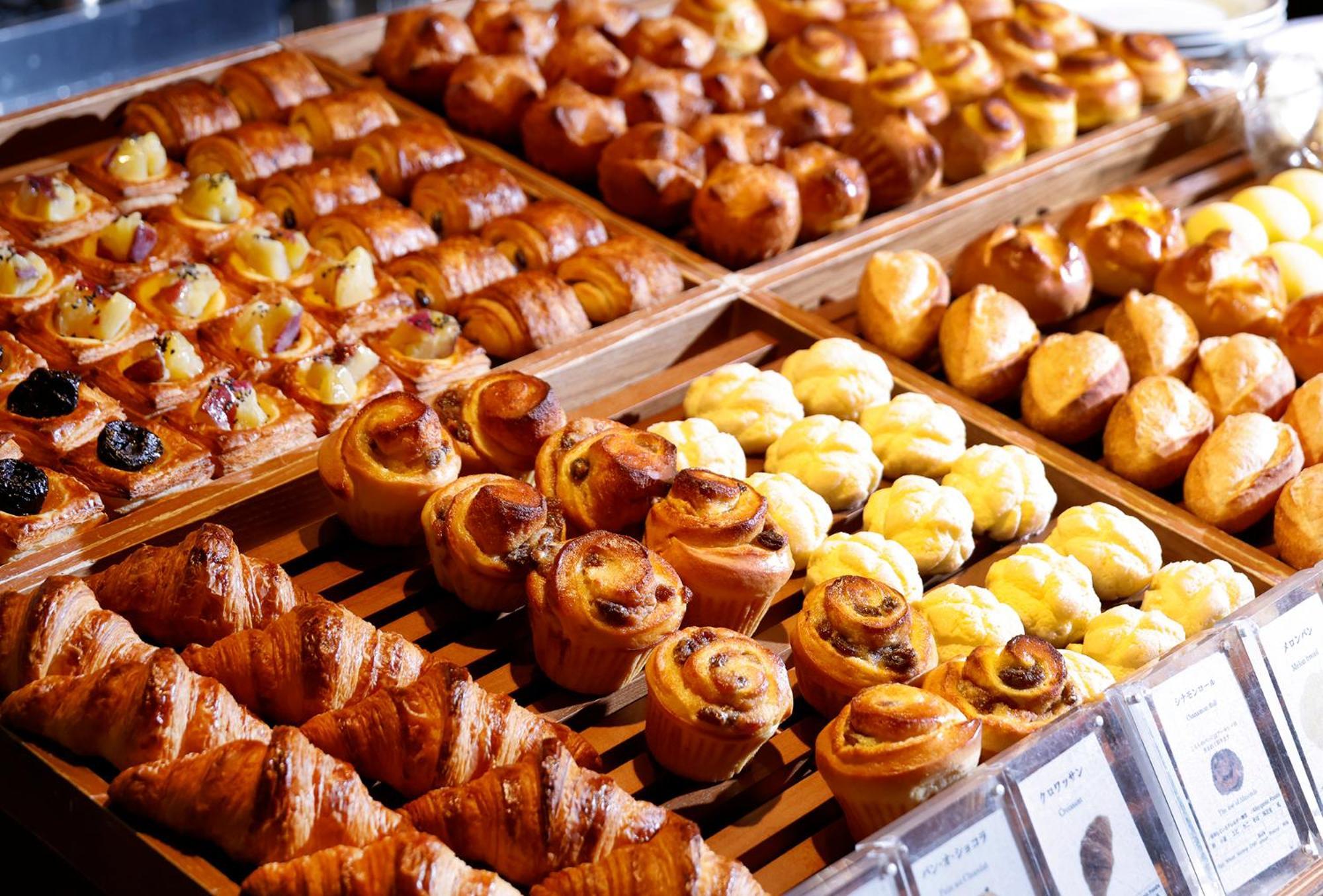 Hotel Okura Fukuoka Fukuoka  Eksteriør billede Danish pastries