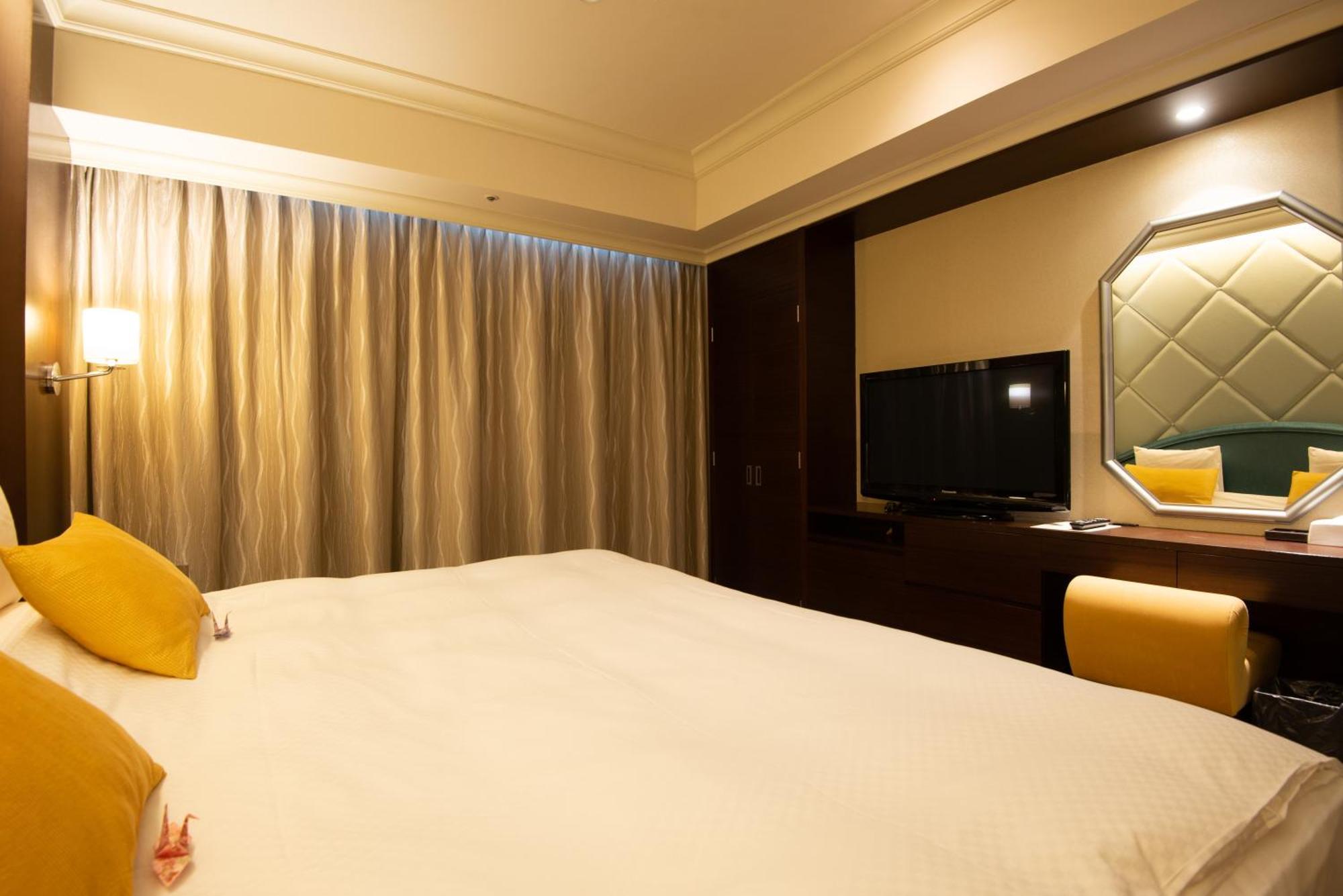 Hotel Okura Fukuoka Fukuoka  Eksteriør billede Deluxe Room