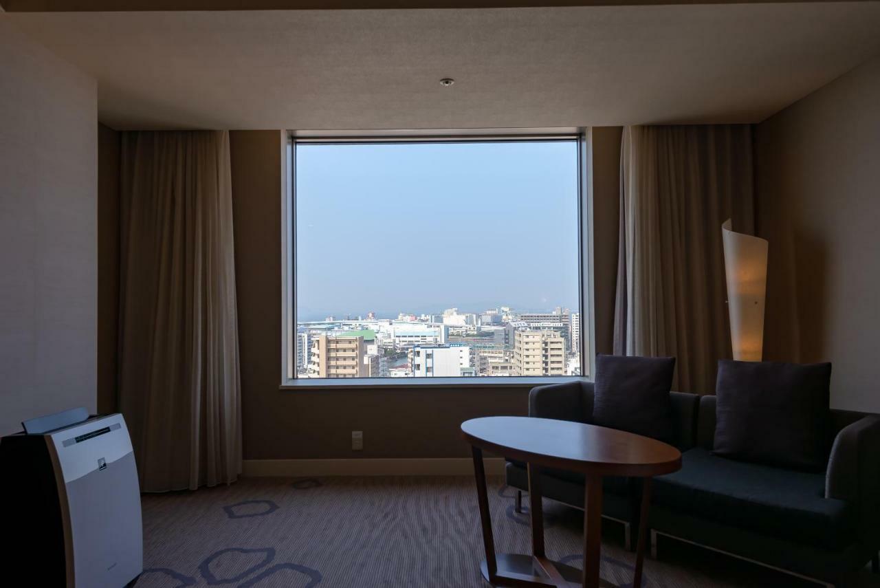 Hotel Okura Fukuoka Fukuoka  Eksteriør billede